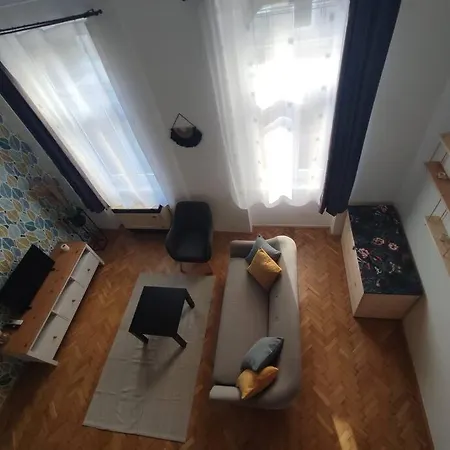 Hidden Gem For A Homey Getaway Apartment